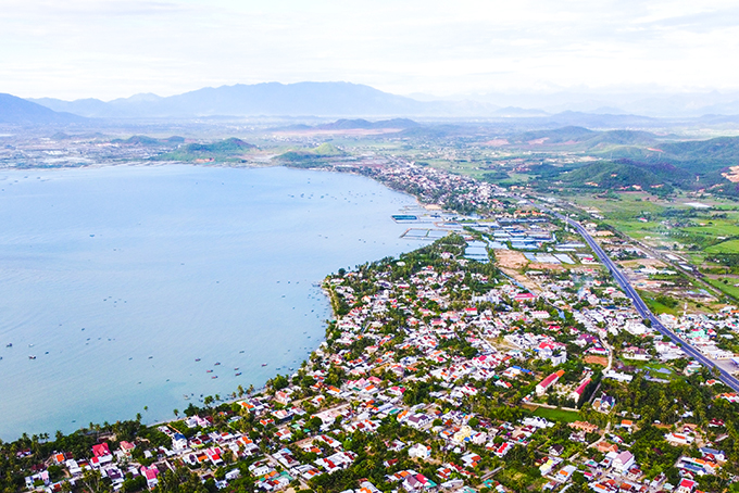 Khánh Hòa triển khai thêm dự án Khu công nghiệp Dốc Đá Trắng Vạn Hưng, Vạn Ninh