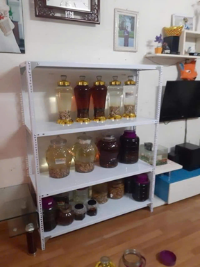 Tổng hợp các mẫu kệ rượu cho mọi không gian