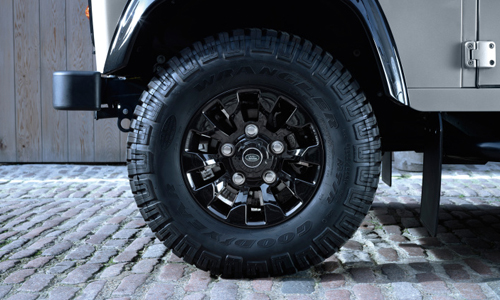 Chiếc Land Rover Defender phiên bản đặc biệt cuối cùng 5