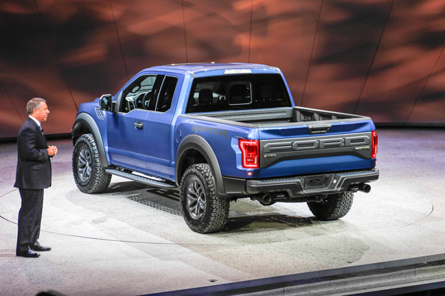 Huyền thoại trở lại Ford F-150 Raptor 2017 1