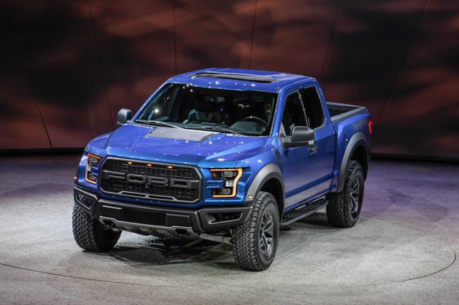 Huyền thoại trở lại Ford F-150 Raptor 2017