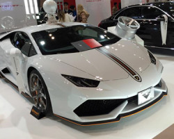 Ngắm siêu xe độ cực khủng tại Tokyo Auto Salon 2015