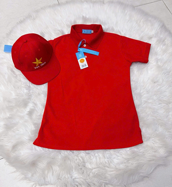 Áo thun cổ trụ màu đỏ tươi