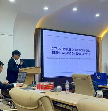 Research team at the ICISN25