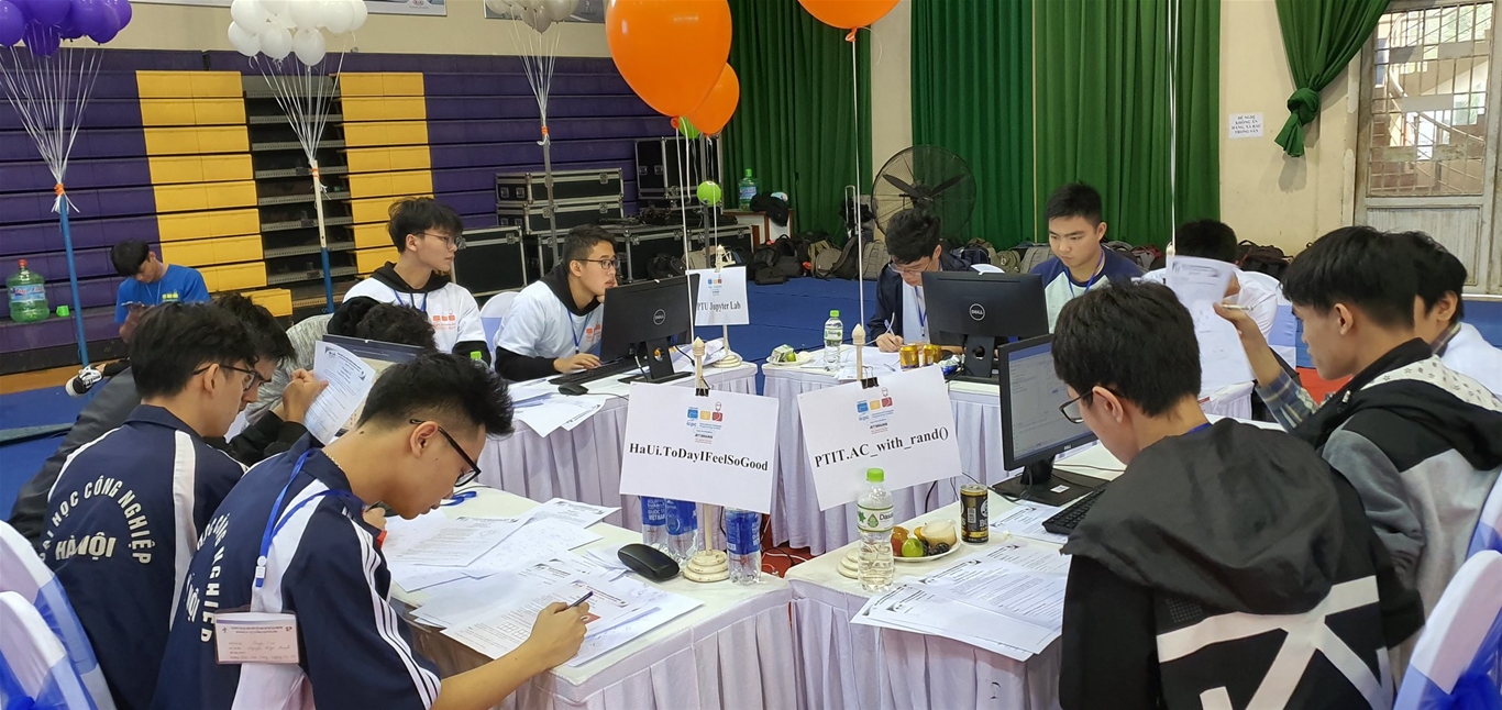 SINH VIÊN KHOA CÔNG NGHỆ THÔNG TIN ĐẠT GIẢI TẠI OLYMPIC TIN HỌC SINH VIÊN LẦN THỨ 28 1