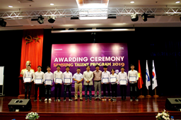 Sinh viên khoa công nghệ thông tin đạt học bổng tài năng Samsung năm 2019 