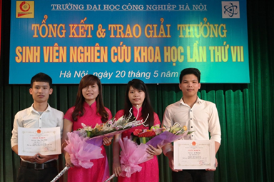 Sinh viên nghiên cứu khoa học lần thứ VII
