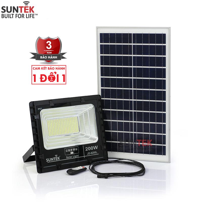 Đèn pha năng lượng mặt trời SUNTEK 200W  Bảo hành 2 năm